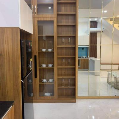 72a833ea1a56e908b047